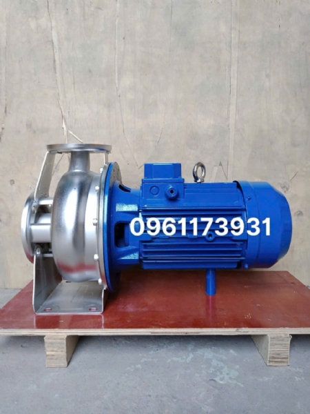 bep-au-4-hong-co-lo-nuong-inoksan-ino-7kg23s